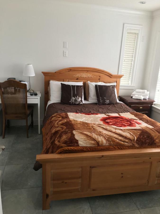 White House Bed And Breakfast แวนคูเวอร์ ภายนอก รูปภาพ